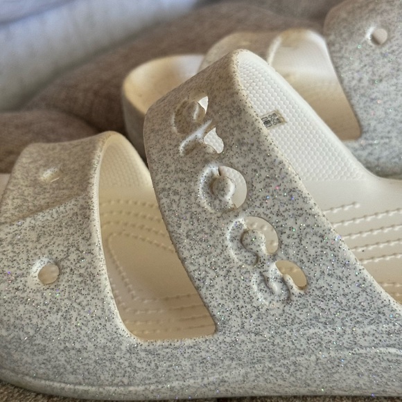 Crocs sandals, white w/sparkles , size 8 - Picture 3 of 6